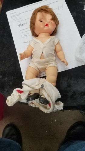Traje de muñeca bebé de plástico suave ideal de 11" vintage - Imagen 10 de 12