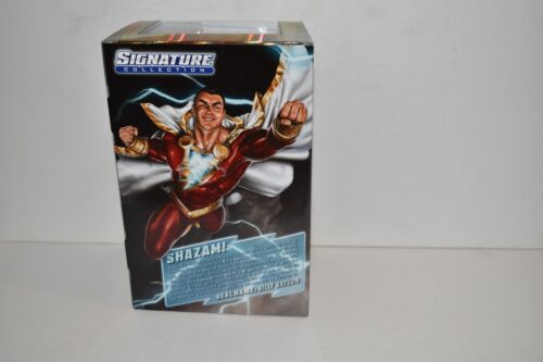 Figura Shazam Colección De Firma 2014 DC UNIVERSE Mattel (CFX73) - Imagen 4 de 4