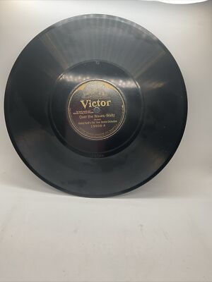 Henry Ford's Old Time Dance Orch. - Over The Waves & Old Southern Waltz - 78rpm