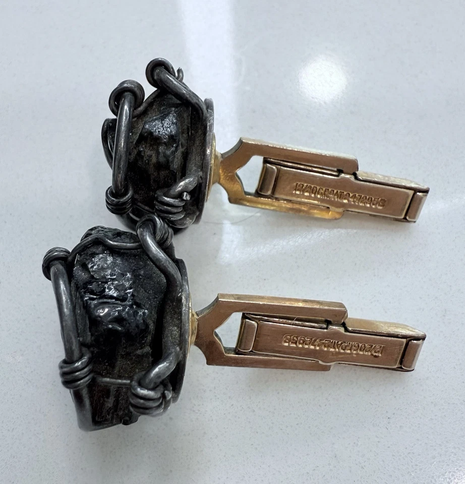 Gemelos MCM Turmalina Verde Cristal Crudo Rellenos de Plata y Oro Foto 3 de 4