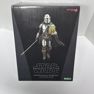 Kotobukiya ARTFX+ Mandalorian & Grogu with Beskar Staff 1/10 Statue - *READ*