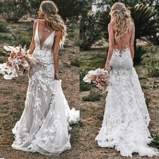 Vintage Mermaid Spaghetti Wedding Dress V-Neck 3D Flowers Appliques Boho
