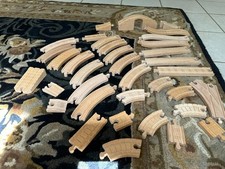 36 Wooden train tracks for Thomas the Train Set - Railway Railroad