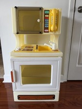 VINTAGE Little Tikes Compact Kitchen Sink Stove Oven Microwave Phone Made USA