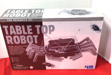 New  Sealed "Fun Mechanics Kit" 4M Table Top Robot