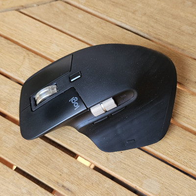 Logitech MX Master 3 kabellose Laser-Maus 4000 DPI, 7 Tasten, Schwarz