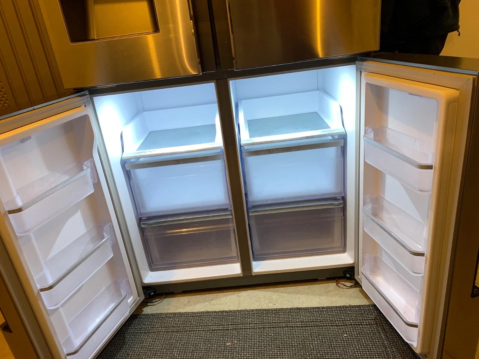 French Door Refrigerator.  Counter depth with CoolSelect cabinet - Image 3 of 4