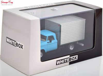 WhiteBox Dodge D-400 Box Van, light blue/grey, 1971 1/24 Scale
