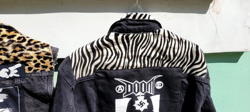 DIY PUNK JACKET LOT USED DISCHARGE GBH EXPLOITED UK SUBS - Picture 12 of 21