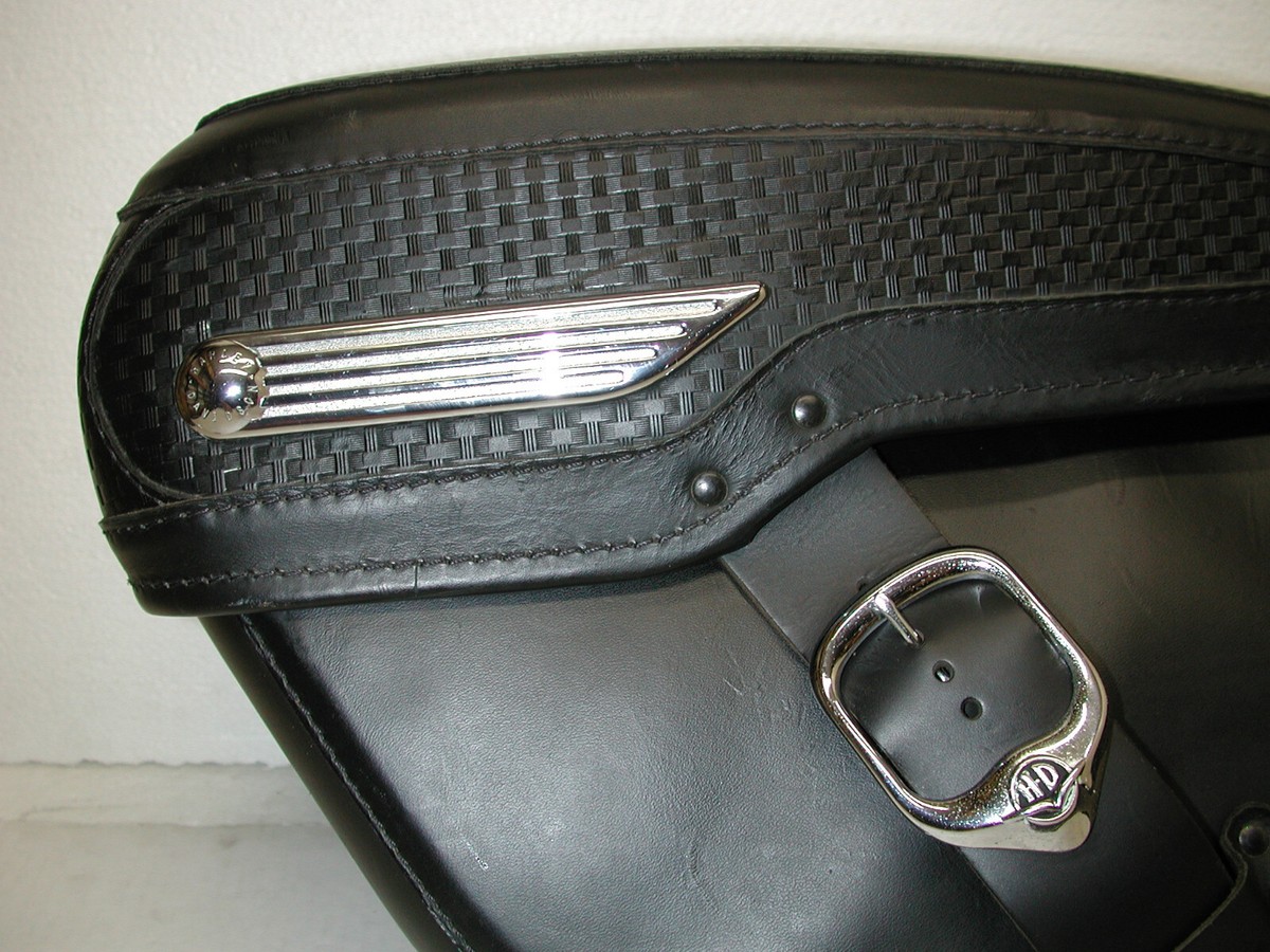 HARLEY DAVIDSON Road King Classic 1998-2008 OEM 07395 Left Side