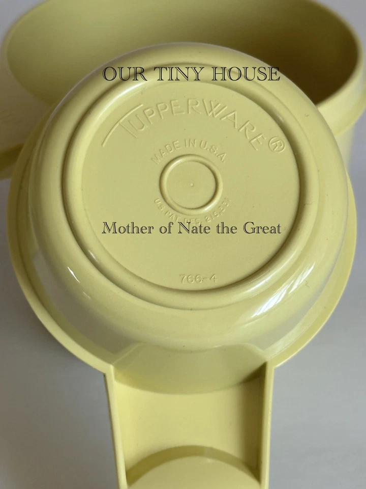 New Vintage Tupperware Measuring Cups Set 6 Flat Harvest Gold Yellow Retro NOS - Image 4 of 4