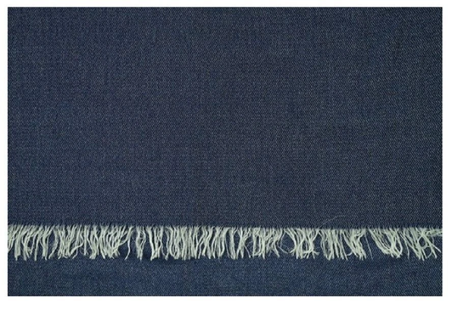 Bufanda de mezcla de lana Paolo Mariani, precio de venta sugerido por el fabricante 75 USD Foto 2 de 2