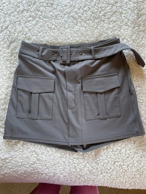 NWT Size Small Adorable Grey Halara Skort