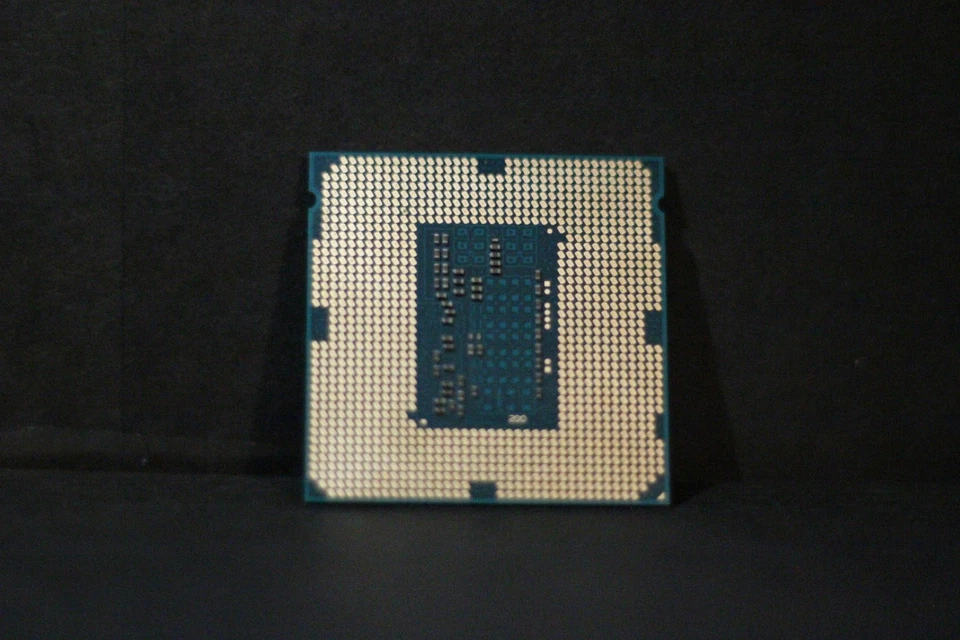 Intel Core i3-7320 4.10GHz 2-Core LGA1151 4MB Desktop CPU Processor SR358 51W - Image 2 of 2