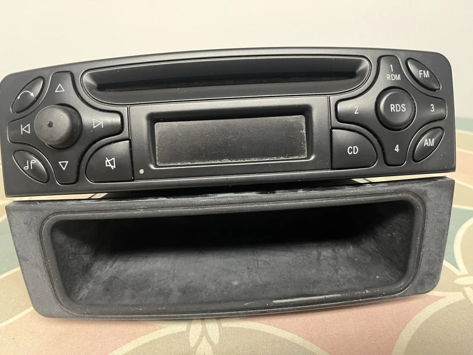 Mercedes Bens W203 W209 Original Becker Autoradio CD BE6021 A 2038202286 - Bild 3 von 3