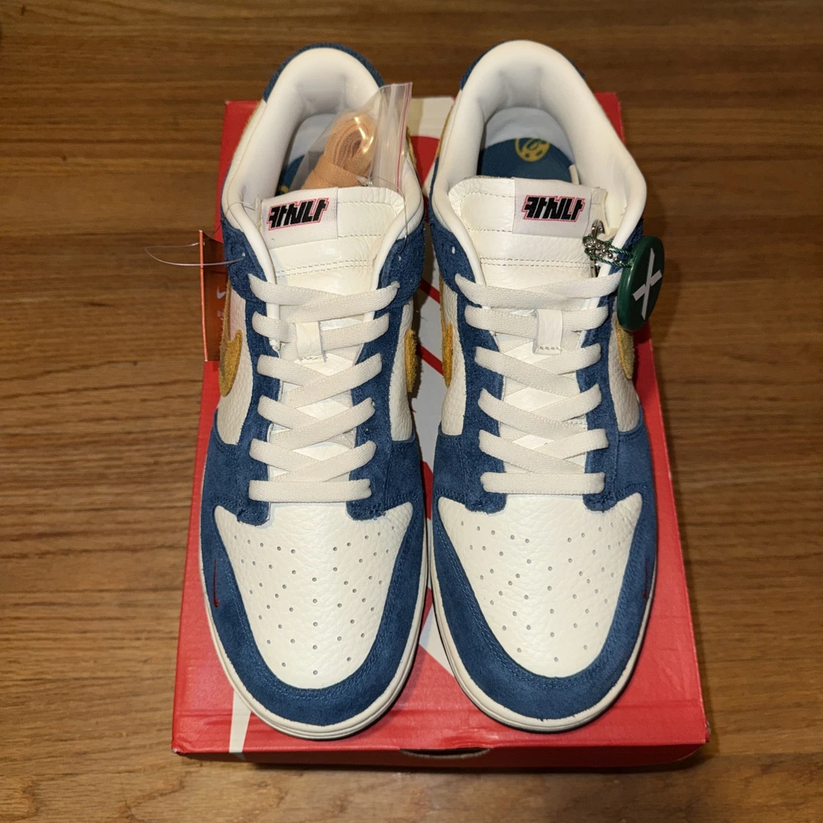 Preços baixos em Nike Kasina x Dunk Low 80s Bus | eBay