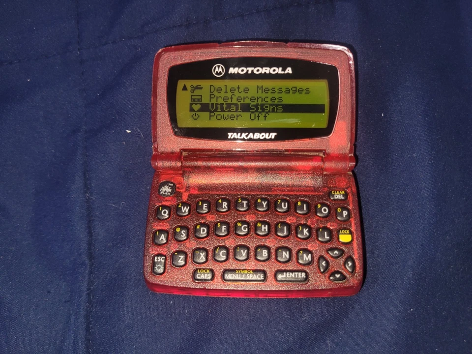 Buscador bidireccional Motorola T900 Talkabout rojo Excel RARO de colección como nuevo PROBADO Foto 4 de 4