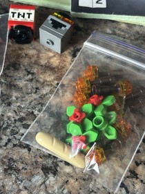 Lego Minecraft 21116 Crafting Box w/ Manuals 8-in-1 Building Set Steve Skeleton