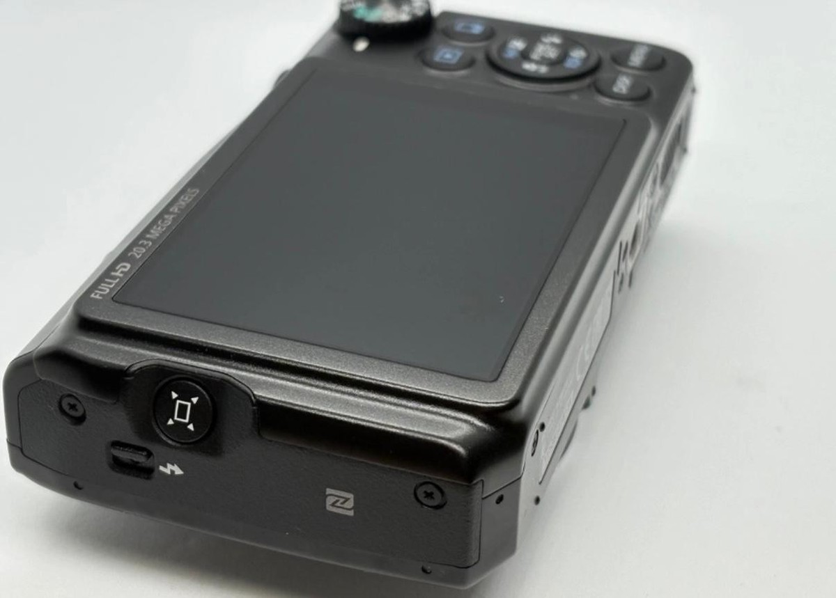 CANON　PowerShot　SX710 HS Amazon.com : Canon PowerShot SX710 HS (Black) : Electronics