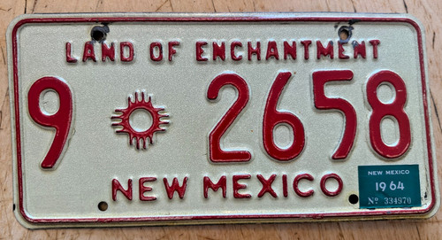 1961 BASE 1964 STICKER NEW MEXICO PASSENGER LICENSE PLATE " 9 2658 " NM 61