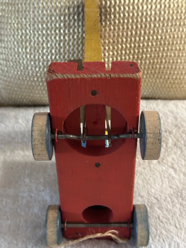 Juguete de colección Fisher-Price Mickey Mouse baterista #476 (década de 1950) Walt Disney raro Foto 2 de 3