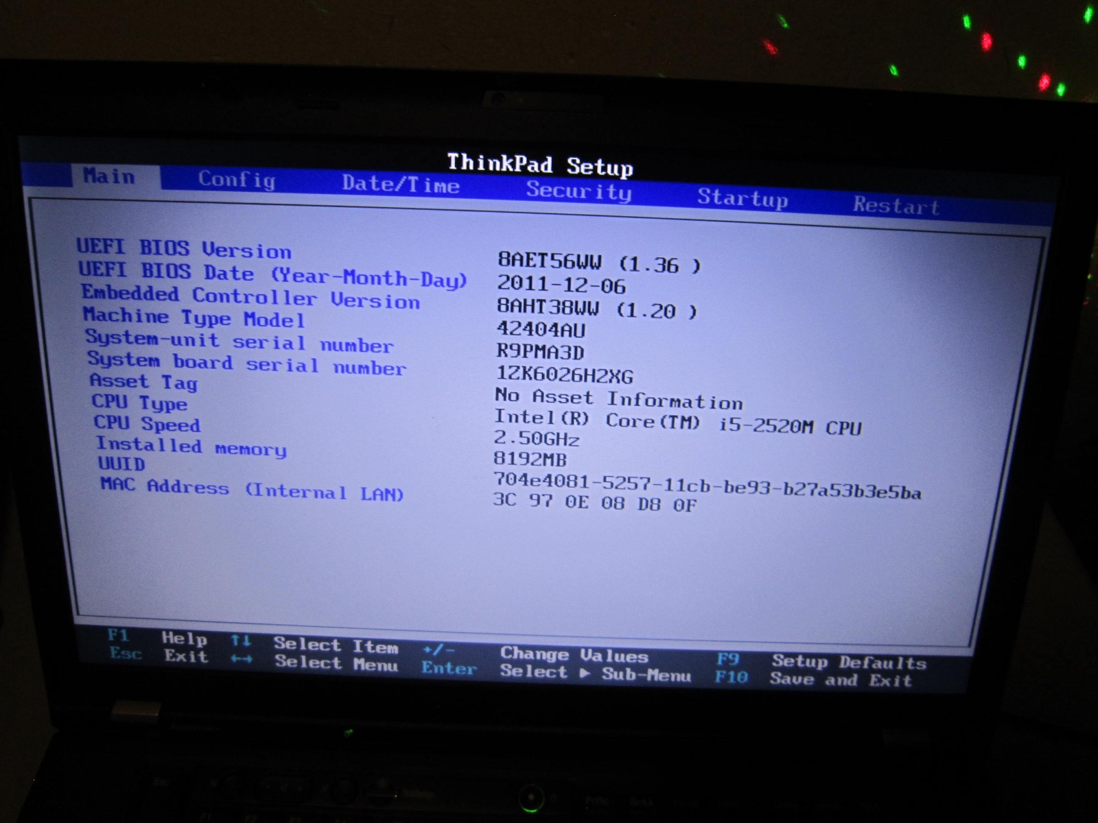 Lenovo Thinkpad T Series ThinkPad T520, 15.6-Inch Laptop, with intel i5-2520M, 500 GB HDD (Hard Disk Drive), No OS