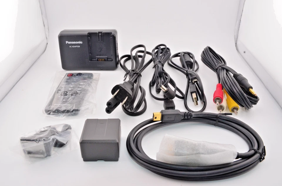 NEAR MINT Panasonic HDC-TM300 Full HD Camcorder silver Tested Works Japan Import - Image 2 of 4