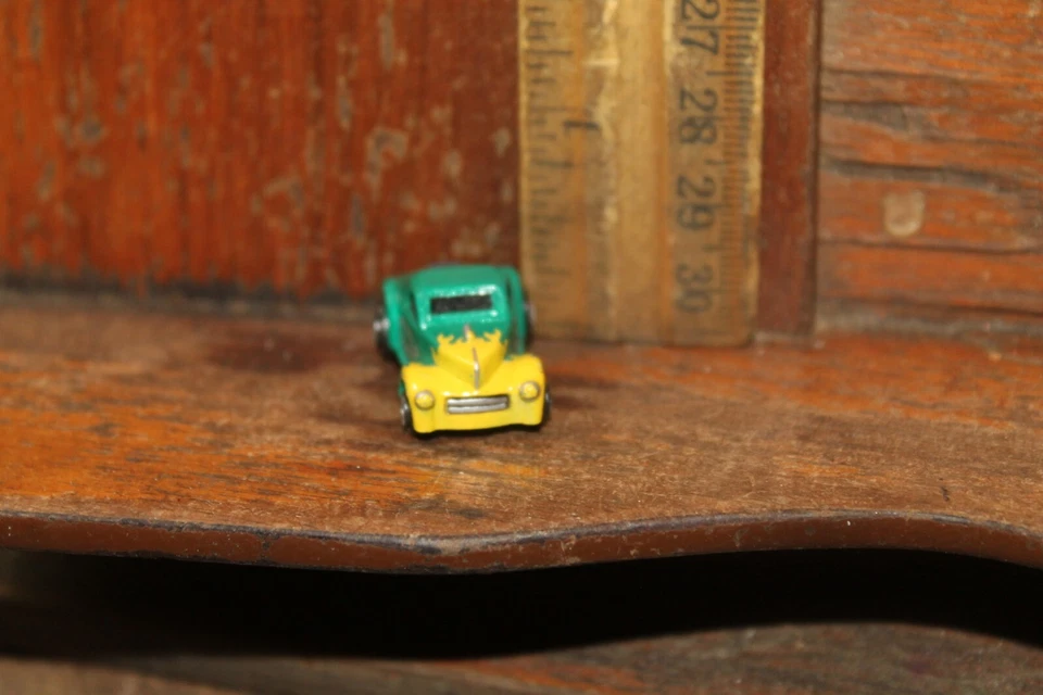 Vintage Galoob Micro Machines Emerald Rocket ‘41 Willys Coupe - Image 2 of 3