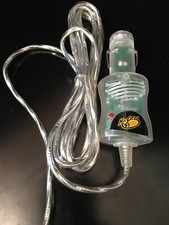 MADCATZ Car Charger Model 2802 For Nintendo Gameboy Advance Output 5.2V DC 320MA