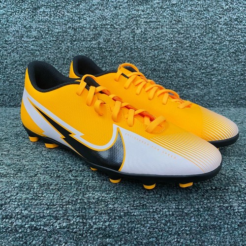 NIKE MERCURIAL VAPOR 13 CLUB MG SOCCER 