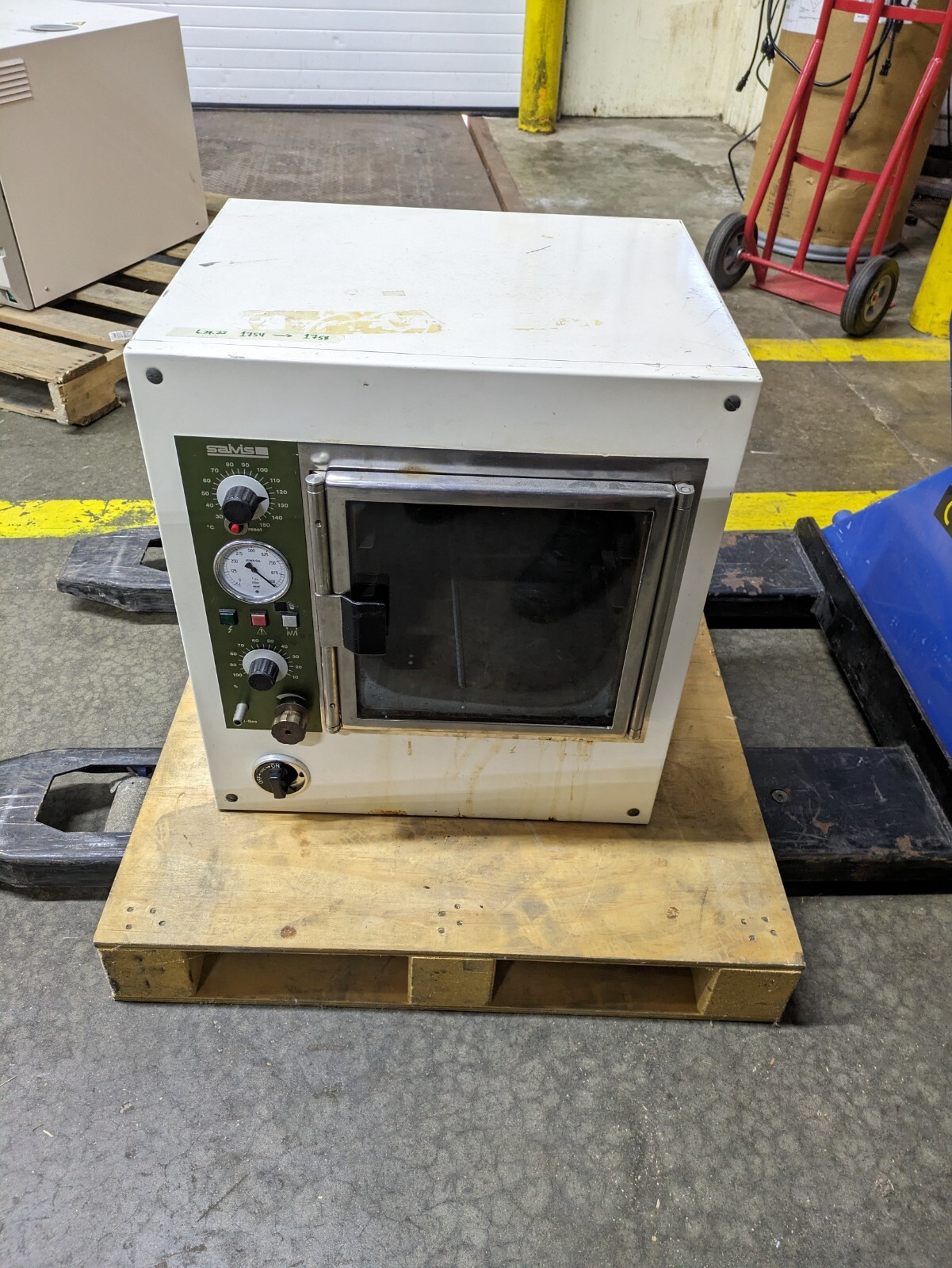 Salvis Type KVTS 11 317011 Vacuum Oven 220v Untested eBay