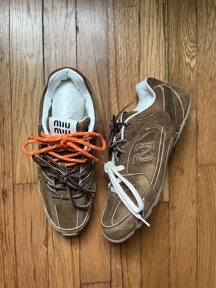 New Balance x Miu Miu 530 SL Suede Sneakers Cinnamon Size 41 New Balance x Miu Miu 530 SL Suede Sneakers Cinnamon Size 41