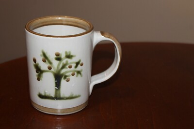 Louisville Stoneware Susan Jackson Keig Pleasant Hill Shaker Walnut Tree Mug cup