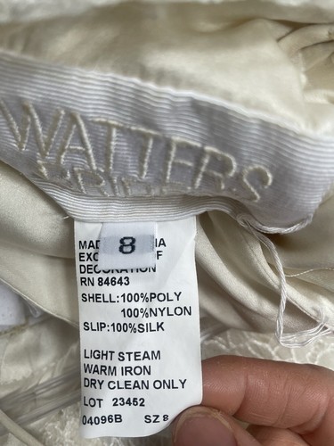 Watters Wedding dress - Picture 8 of 10