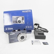 Olympus compact Digital Camera X-935 12MP + Charger + Memory Card, Fully Working