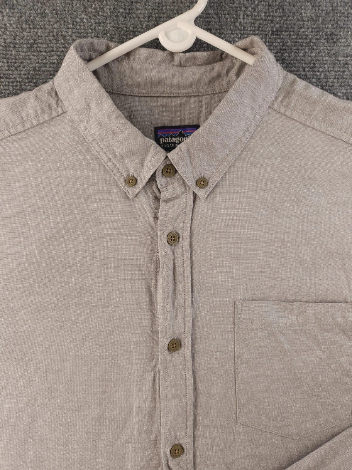 Patagonia XL Gray Long Sleeve Button Up Shirt Organic Cotton Outdoor Men Pocket