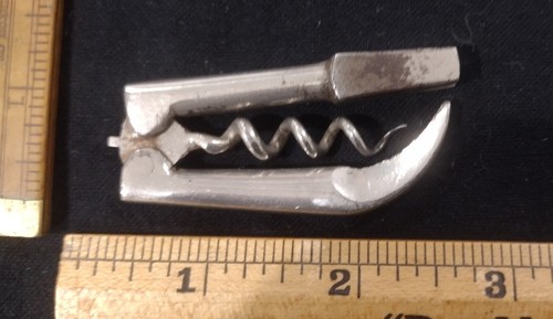 FOLDING POCKET CORKSCREW FOIL CUTTER  CARRAGE KEY COMBINATION EXCELENT CONDITION
