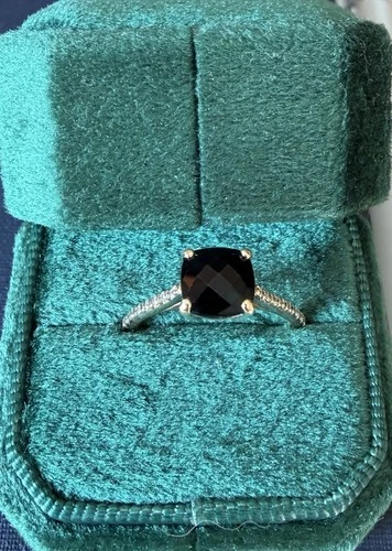 14k Yellow Gold 2 Ct Cushion Black Onyx Ring, Size 6.5 - product listing photo