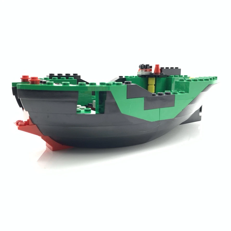 LEGO Piratas: Cross Bone Clipper (6250) casco de barco incompleto Foto 3 de 4