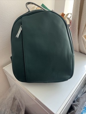 Neu Amazon Basics Ultralight Rucksack Grün