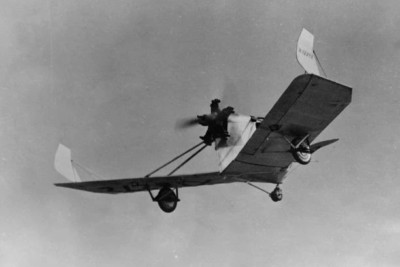 Schwanzloses Flugzeug Testflug USA 4x6 Foto 