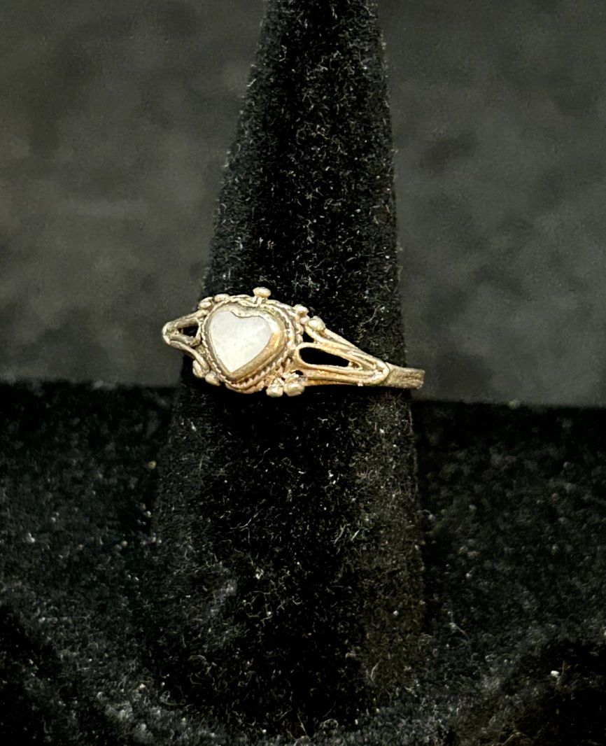 Vintage heart ring sale
