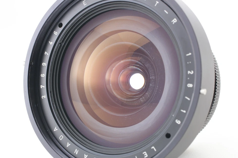 Overhauled【NEAR MINT w/ Hood】 Leica Elmarit R 19mm f/2.8 3 cam Leitz Canada Lens - Image 4 of 4