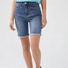 FDJ French Dressing Jeans Suzanne Denim Bermuda Shorts , High Rise. Medium Wash