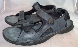 clarks waterproof sandals