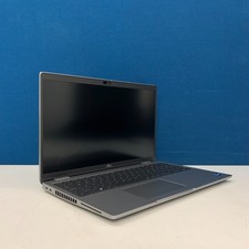 Dell Latitude 5540, i5-1335U, 16GB RAM, 256GB SSD, Win 11 Pro *Falla de pantalla*