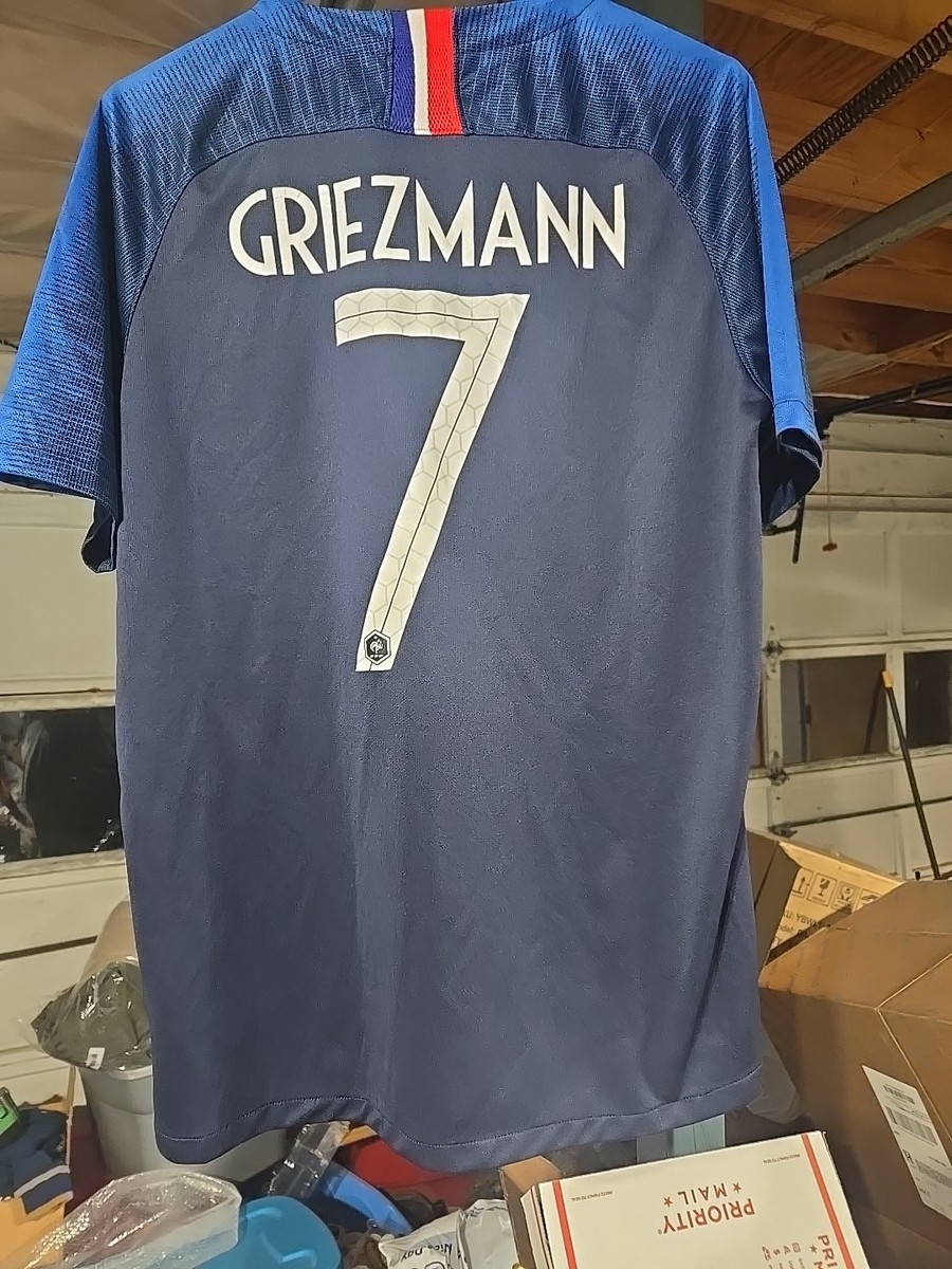 NIKE DRI FIT FRANCE #7 Griezmann FFF 2018 Soccer Home Jersey