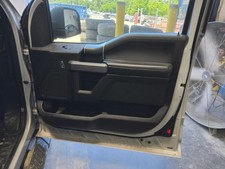 F150 2018 Front Door Trim Panel 777332 F150 2018 Front Door Trim Panel 777332