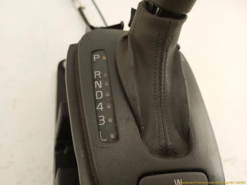 Selector de palanca de cambios de transmisión automática convertible Volvo C70 para 98-04 Foto 3 de 4