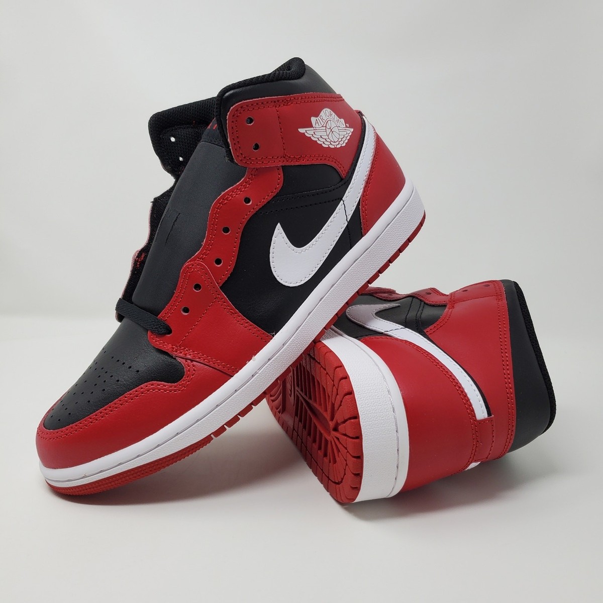 Mens Air Jordan One Mid sz 11 Red , Black, White- Like new Air Jordan 1 Mid Size 11 Mens White Black Red Sneakers | eBay main image 2